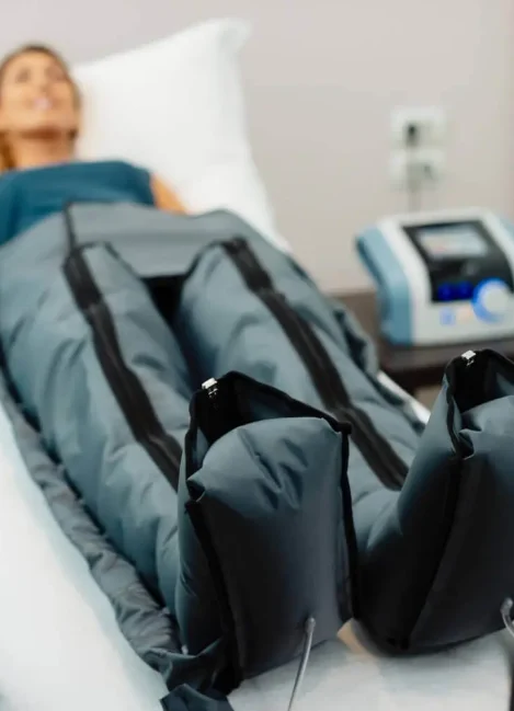closeup-pressotherapy-treatment-spa-center-1